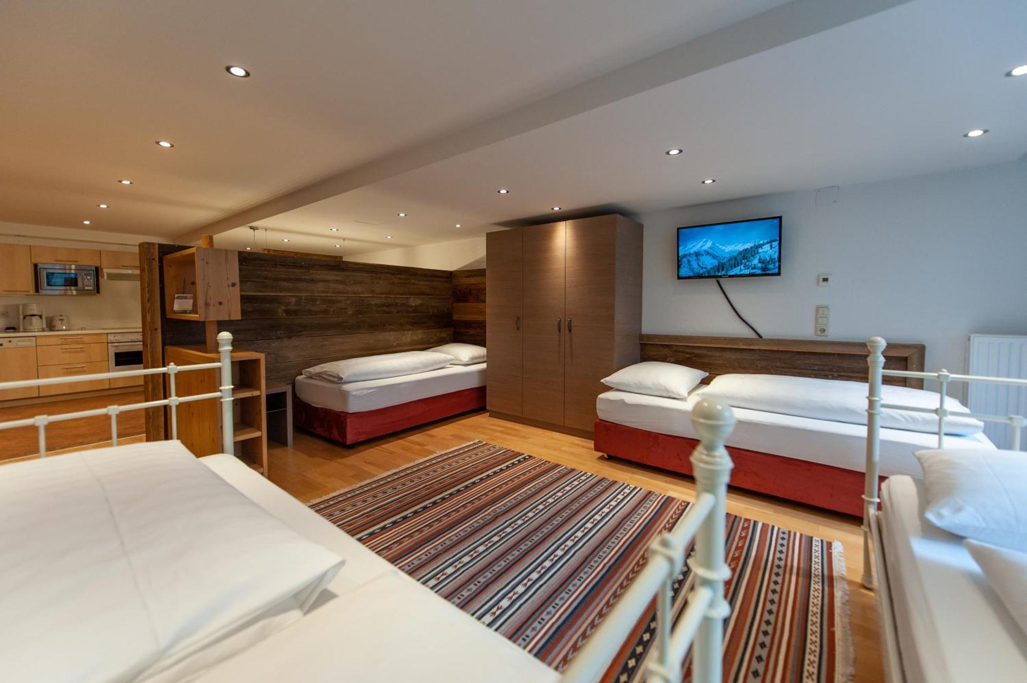 Quality Hosts Arlberg - Hotel Bergheim Sankt Anton am Arlberg Exterior photo