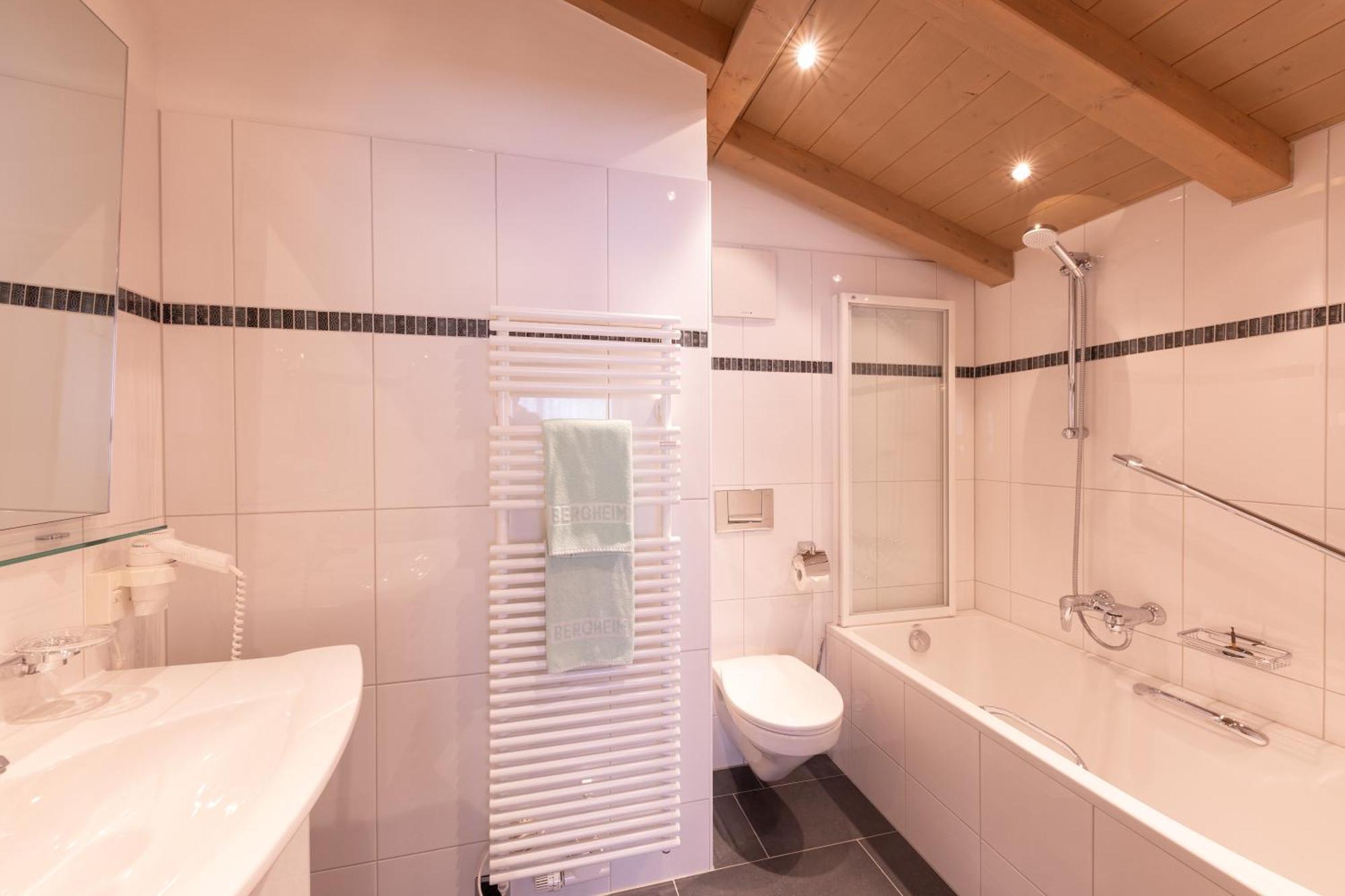 Quality Hosts Arlberg - Hotel Bergheim Sankt Anton am Arlberg Exterior photo